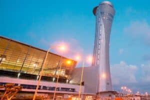 la nuova torre di controllo dell'aeroporto Ben Gurion